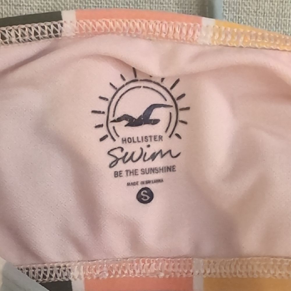 Hollister Multicolor Striped Bikini Top - Picture 4 of 5